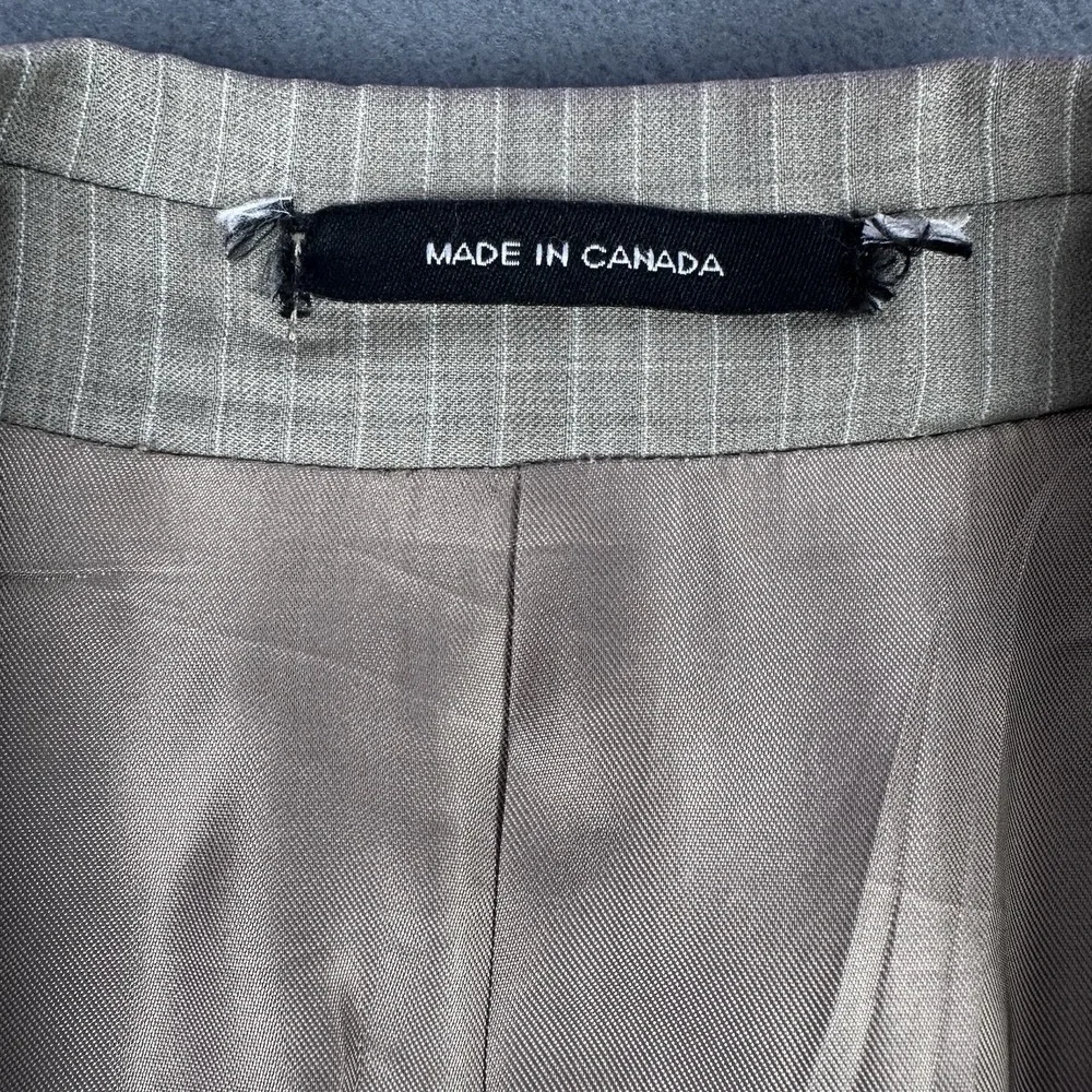 Calvin Klein Taupe Pinstripe Wool Blazer 48R Made Canada Sport Coat Jacket